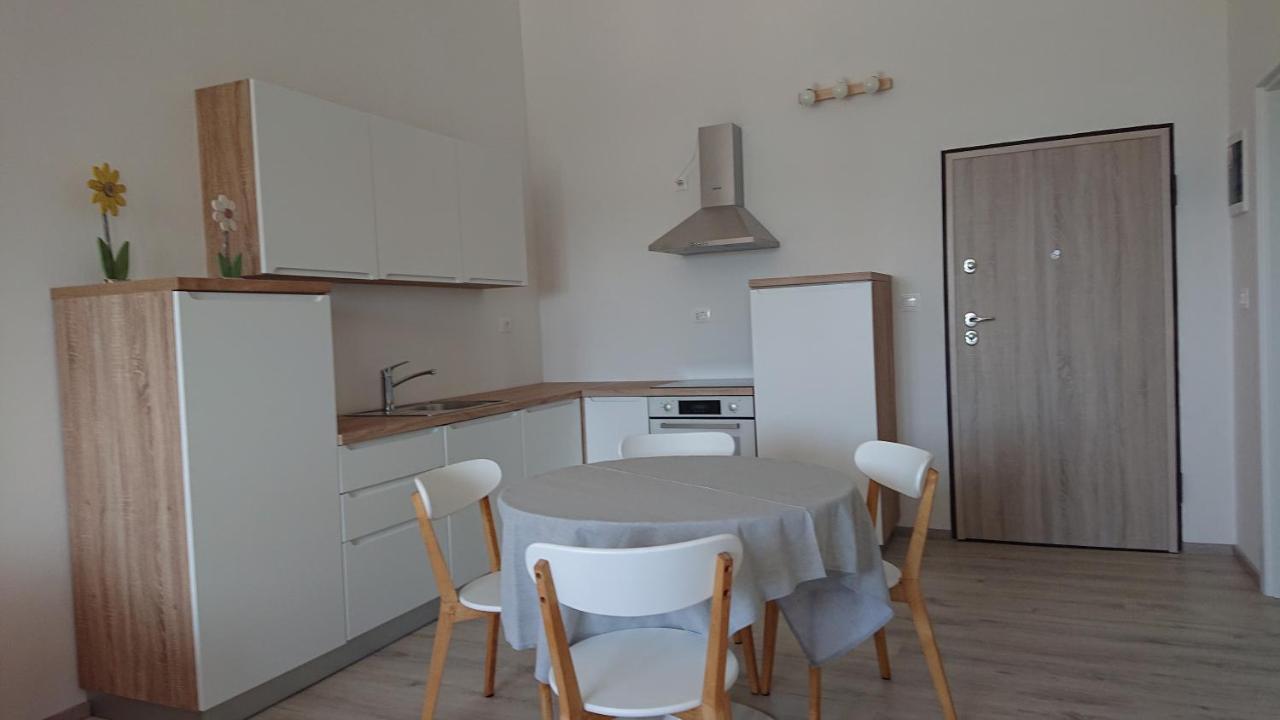 Irena Apartment Cres Exterior foto