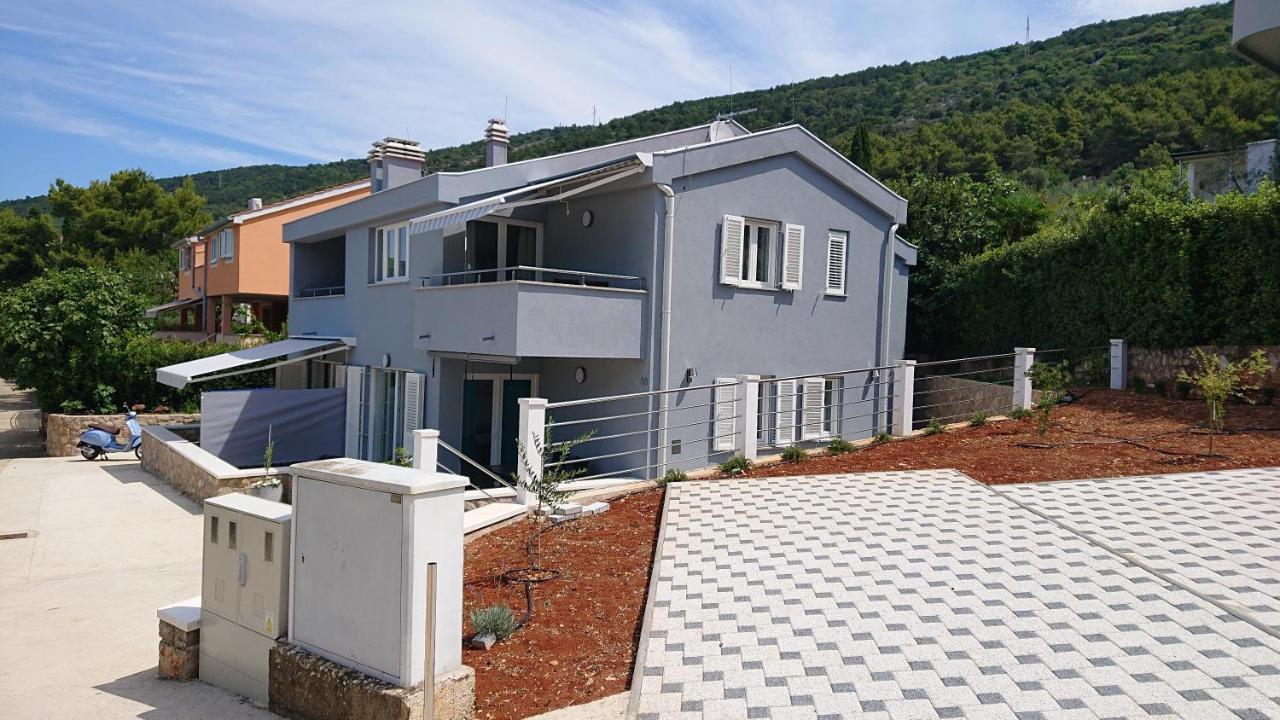 Irena Apartment Cres Exterior foto