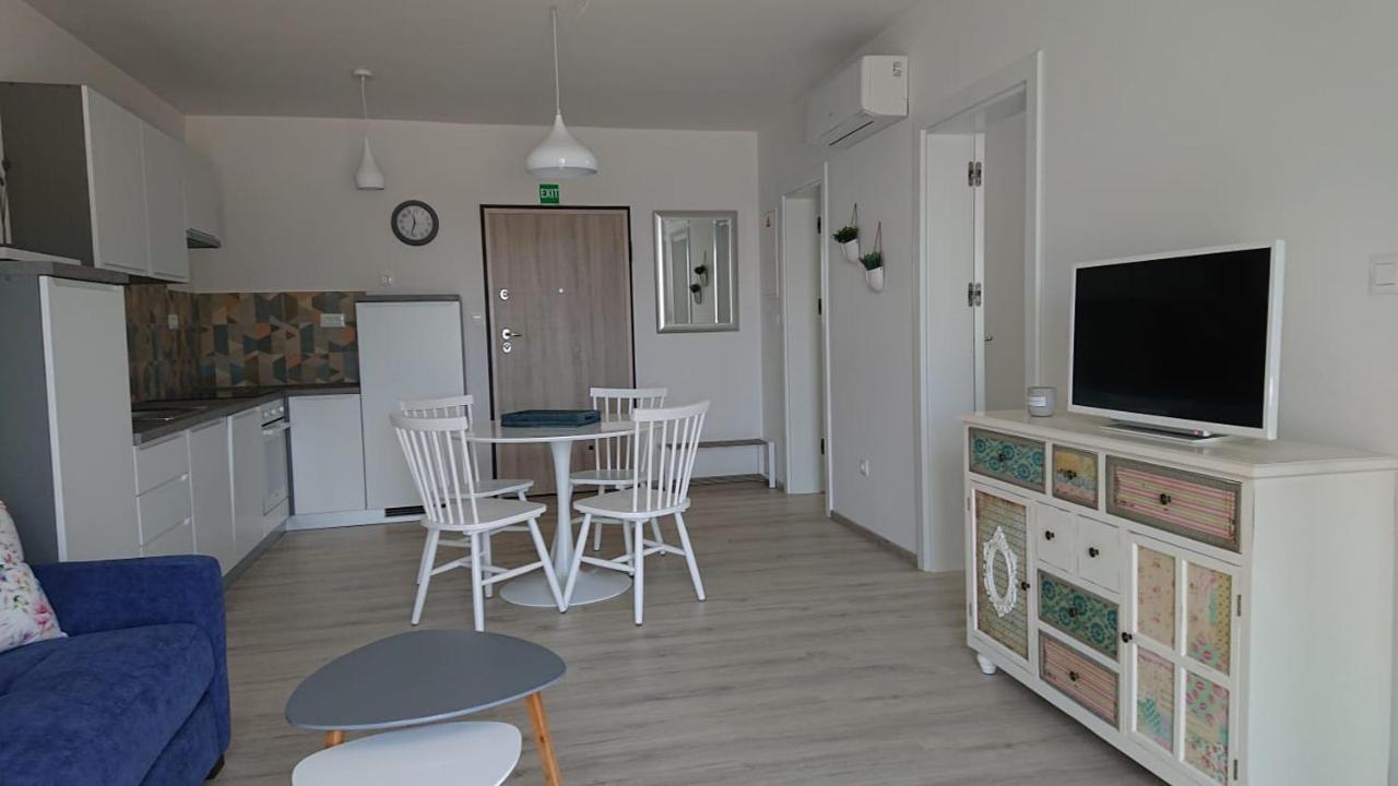 Irena Apartment Cres Exterior foto
